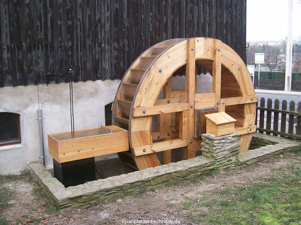 Neues Wasserrad – Gesamtansicht.